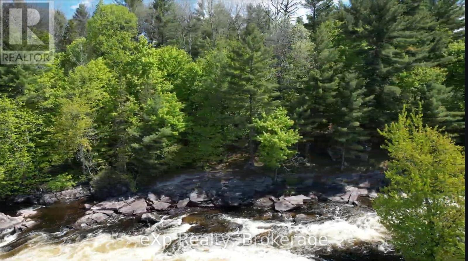 26 Magnet Road, Magnetawan, Ontario P0A 1P0 - Photo 3 - X12106593
