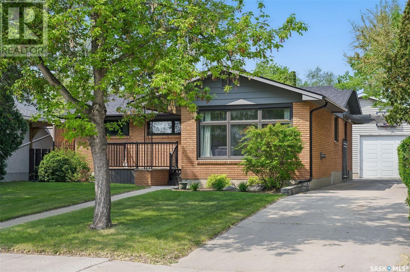2812 Estey Drive, Saskatoon, Saskatchewan  S7J 2V7 - Photo 2 - SK007910