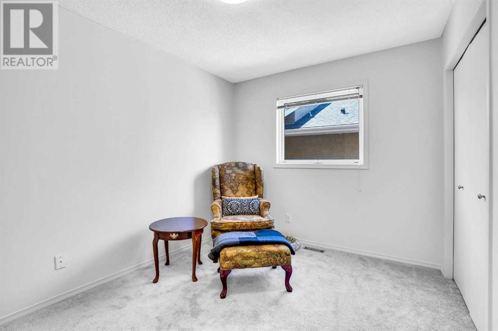 1360 Shawnee Road Sw, Calgary, Alberta  T2Y 2T1 - Photo 33 - A2214312