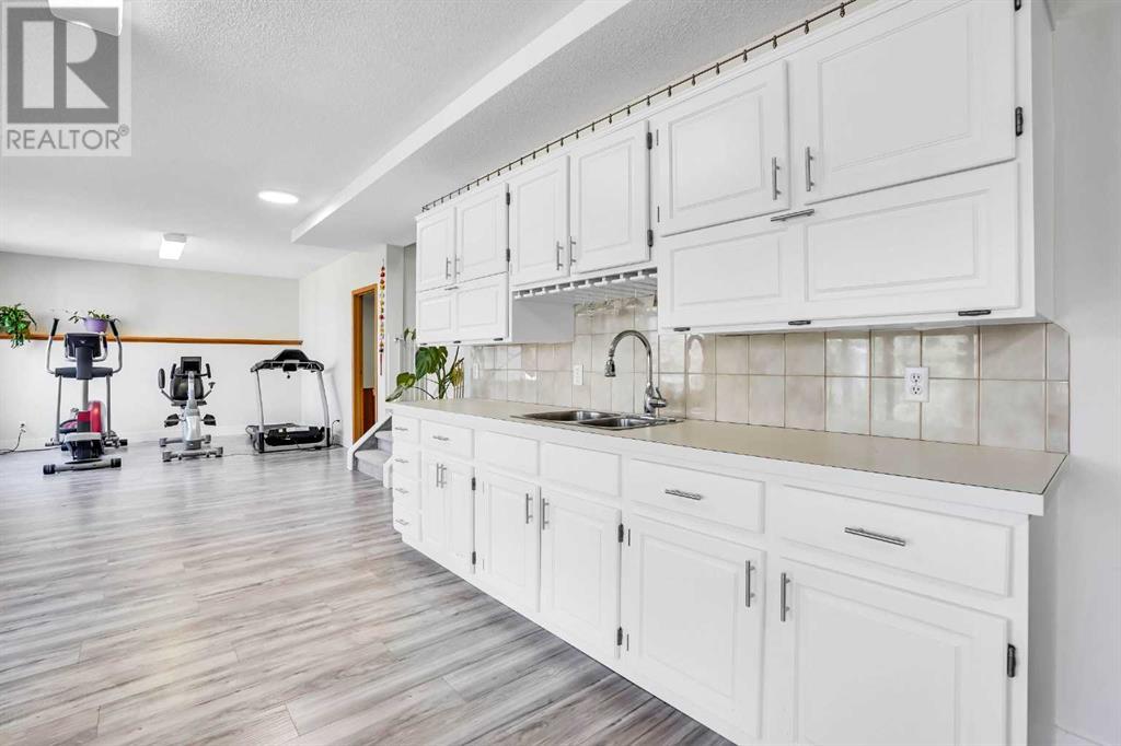 1360 Shawnee Road Sw, Calgary, Alberta  T2Y 2T1 - Photo 42 - A2214312