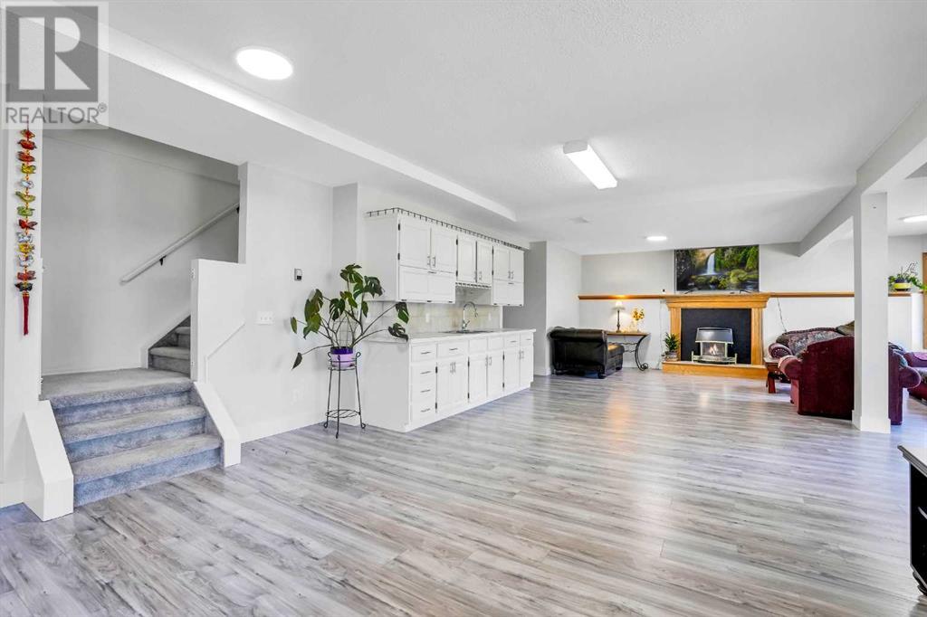 1360 Shawnee Road Sw, Calgary, Alberta  T2Y 2T1 - Photo 45 - A2214312