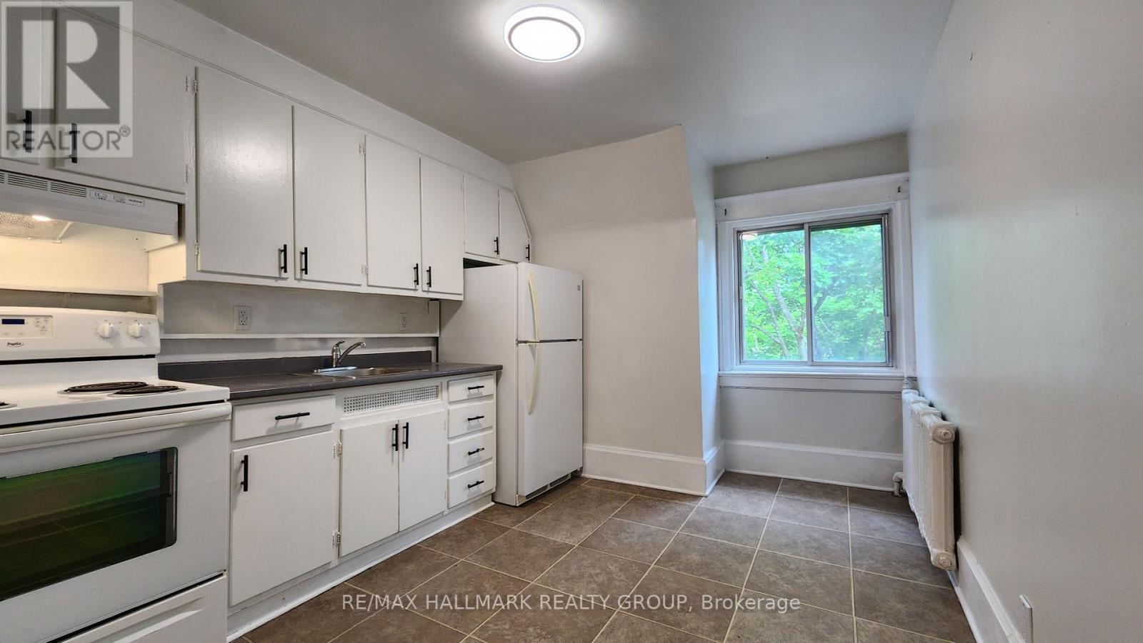 3 - 122 Fourth Avenue, Ottawa, Ontario  K1S 2L4 - Photo 6 - X12187918