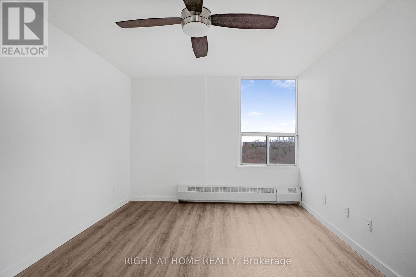 1503 - 60 Pavane Linkway, Toronto, Ontario  M3C 1A2 - Photo 14 - C12187912