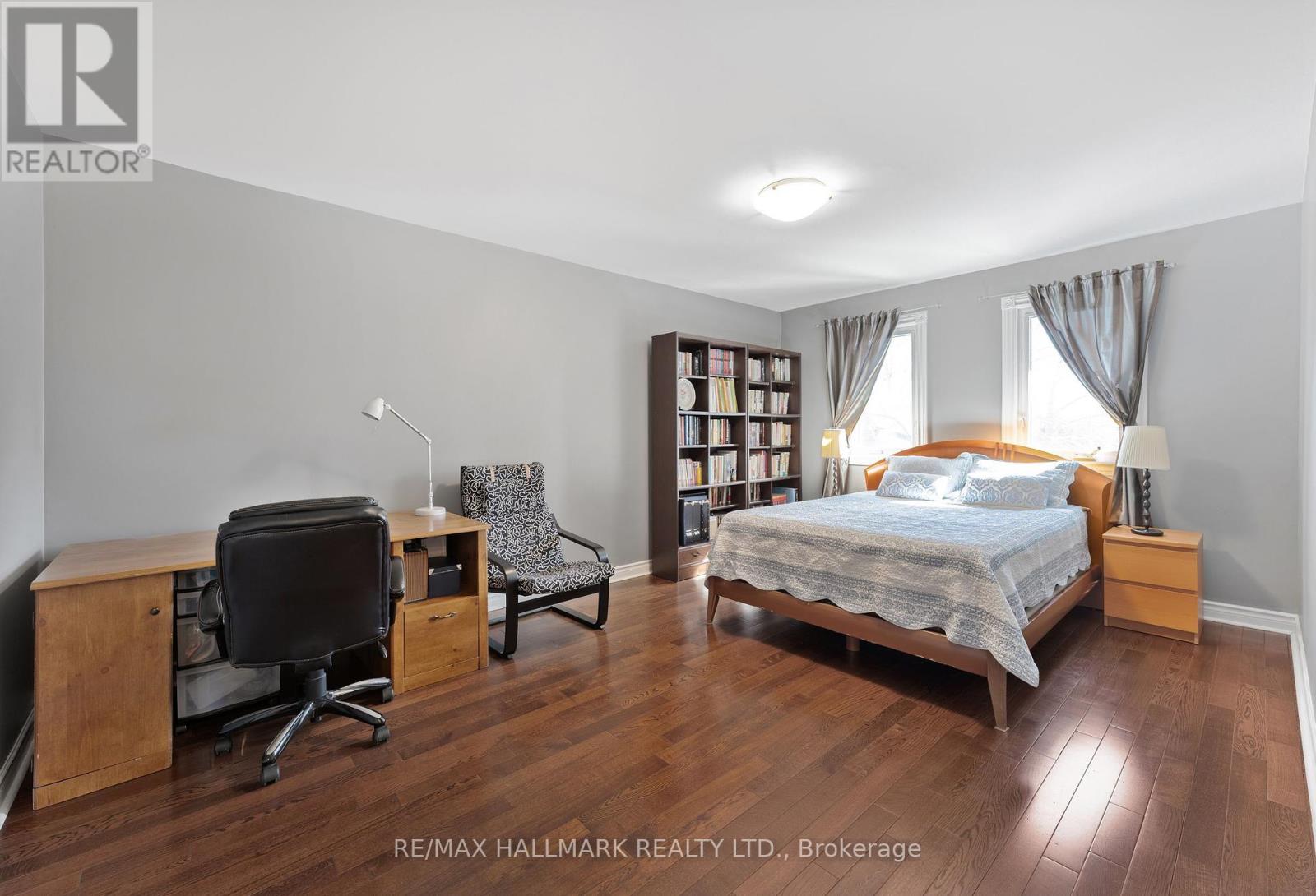 37 Elmsley Drive, Richmond Hill, Ontario  L4C 8N7 - Photo 34 - N12049050