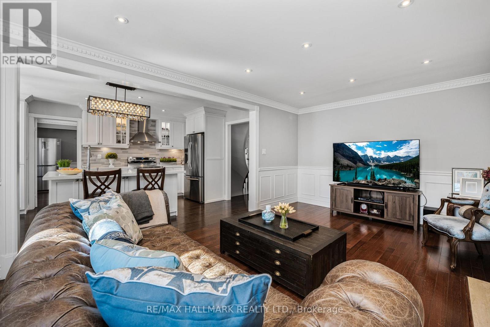 Property at 37 ELMSLEY DRIVE image 5