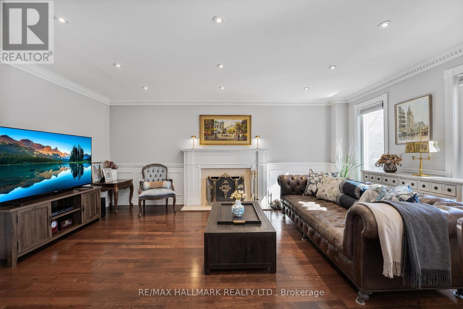 Property at 37 ELMSLEY DRIVE image 3