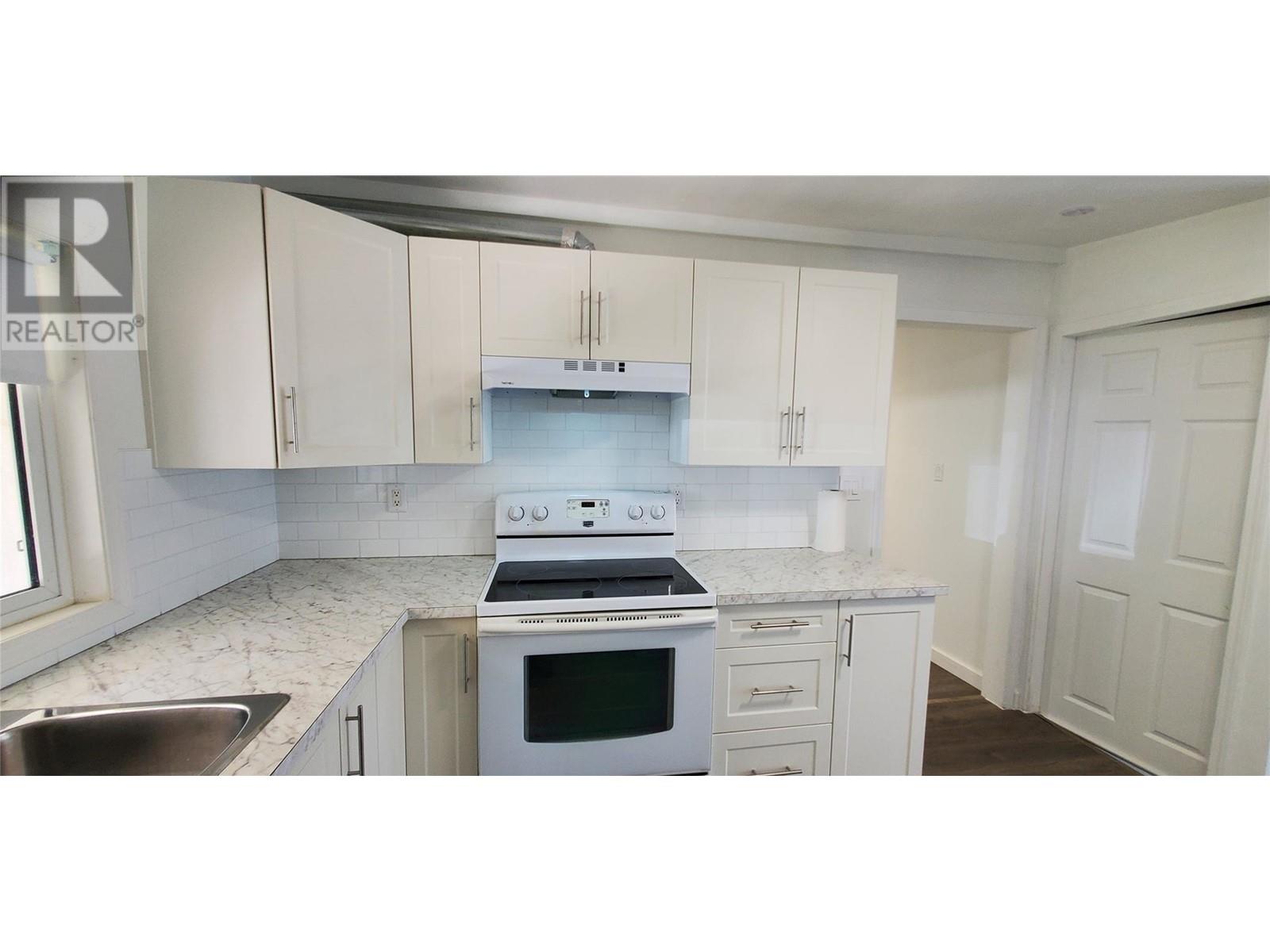 6176 Spartan Street, Oliver, British Columbia  V0H 1T6 - Photo 9 - 10348718