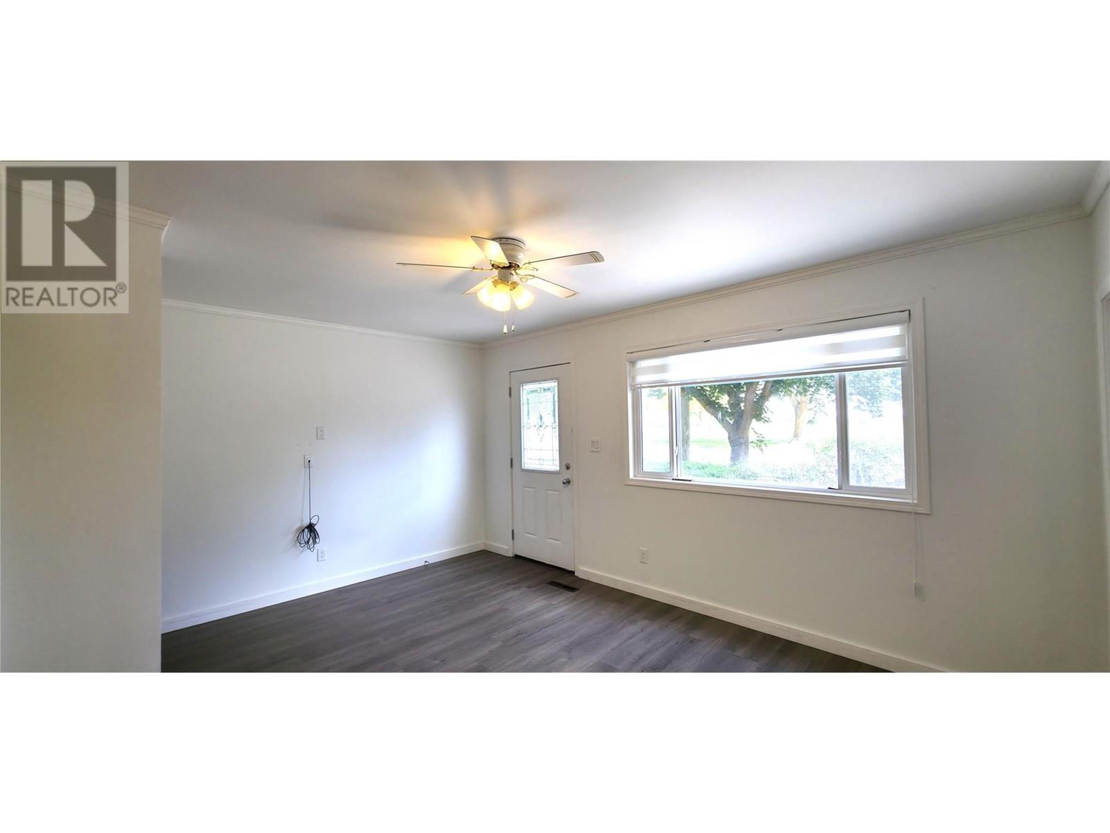 6176 Spartan Street, Oliver, British Columbia  V0H 1T6 - Photo 12 - 10348718