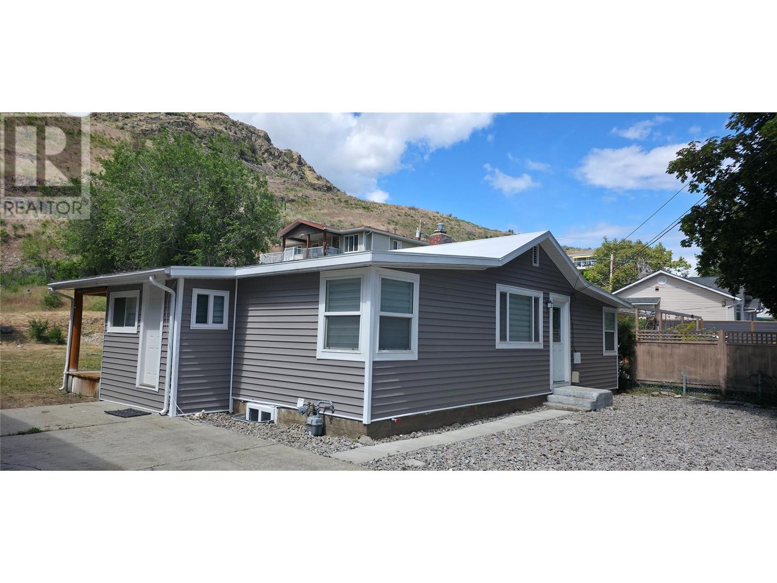 6176 SPARTAN Street, Oliver, BC V0H1T6