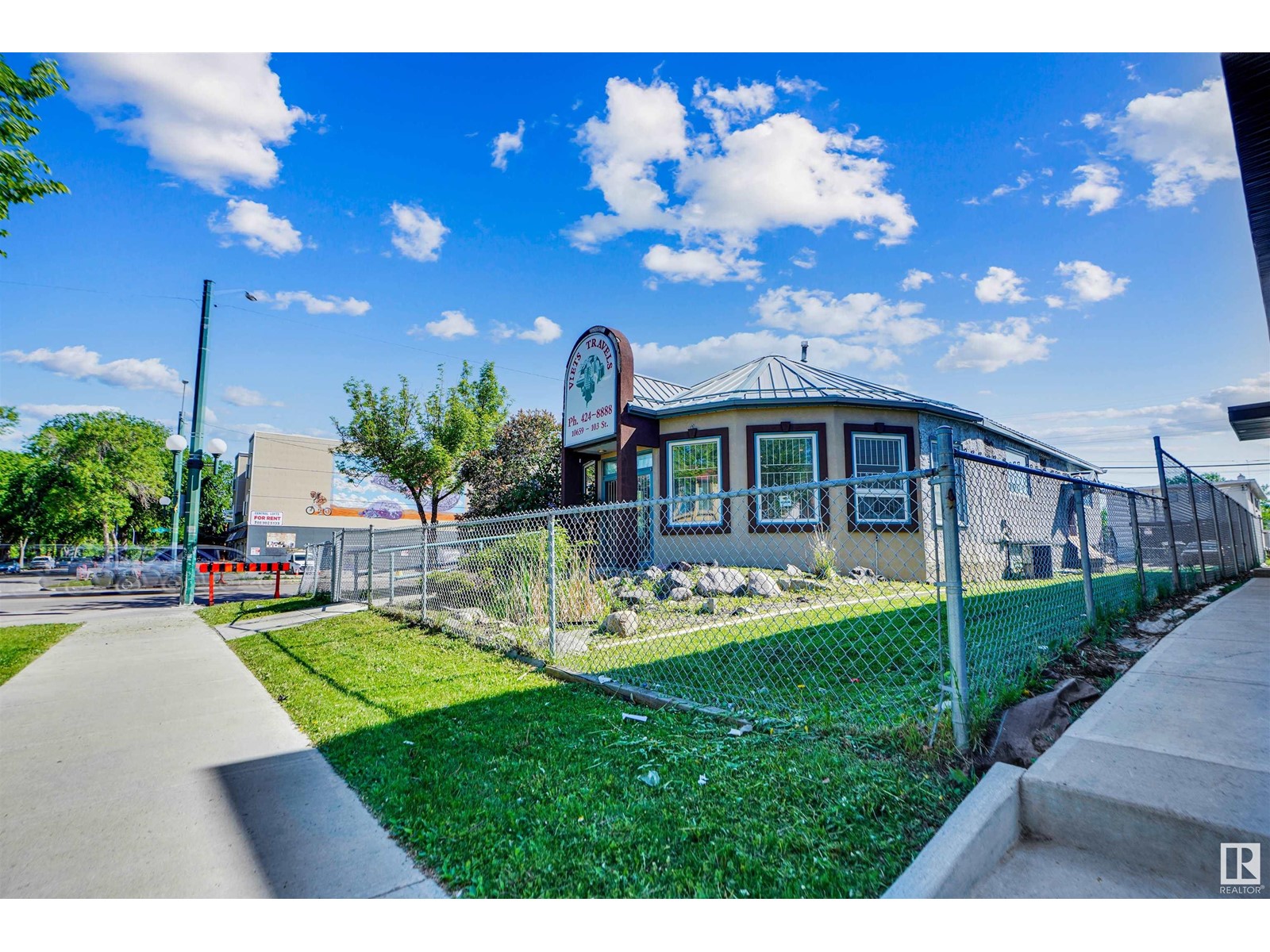 10659 103 St Nw Nw, Edmonton, Alberta  T5H 2V6 - Photo 2 - E4439829