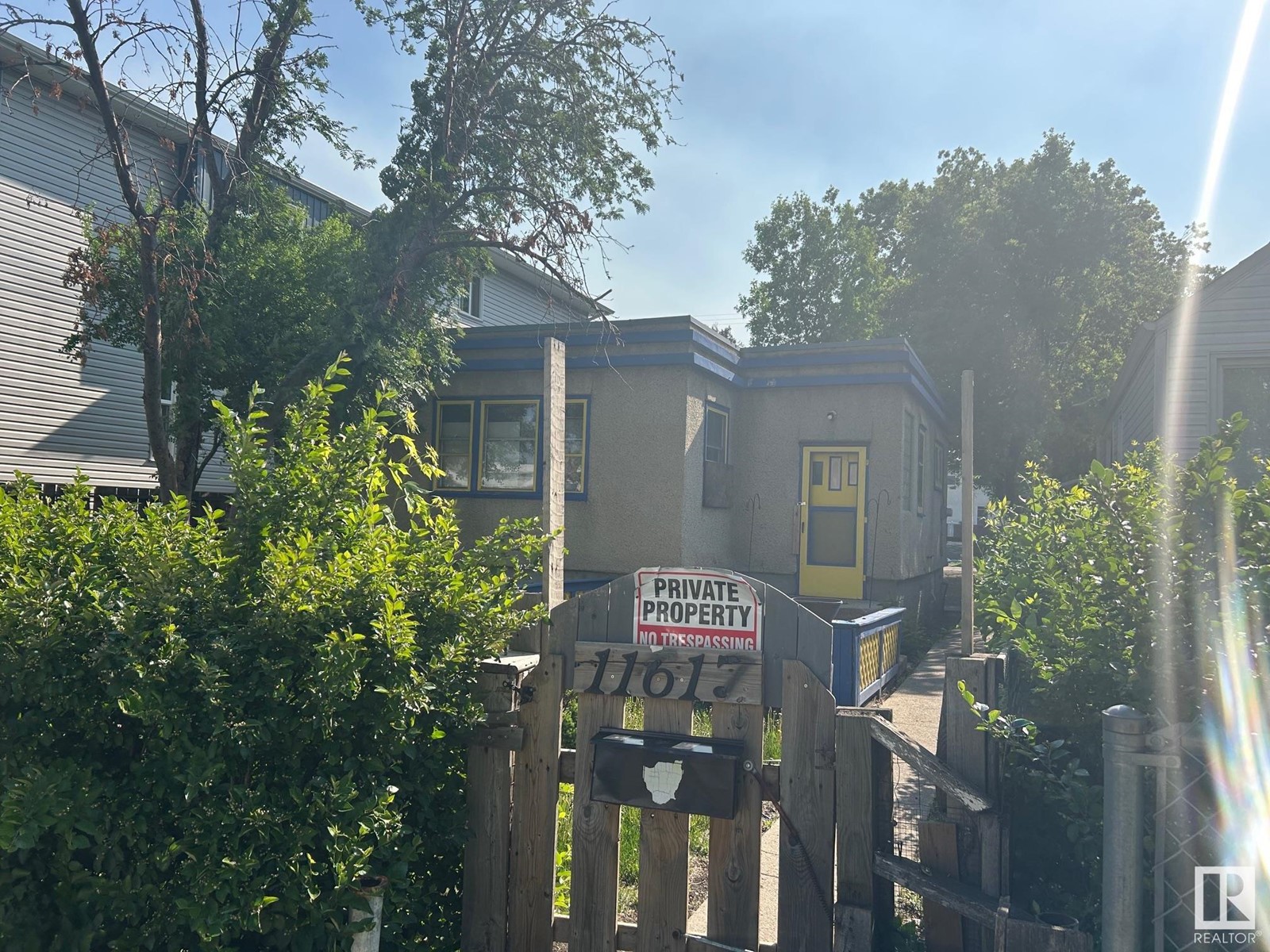 Property at 11617 81 ST NW image 4