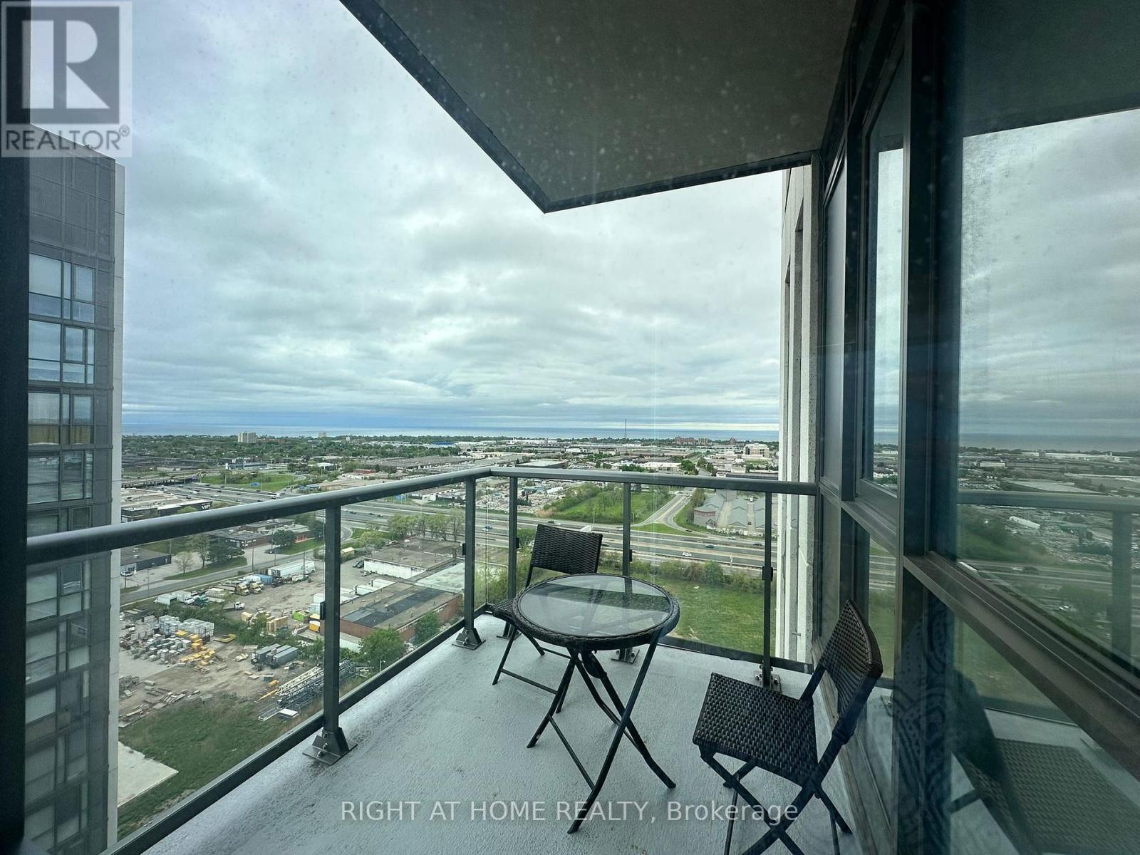 2203 - 15 Zorra Street, Toronto, Ontario  M8Z 4Z6 - Photo 9 - W12187931