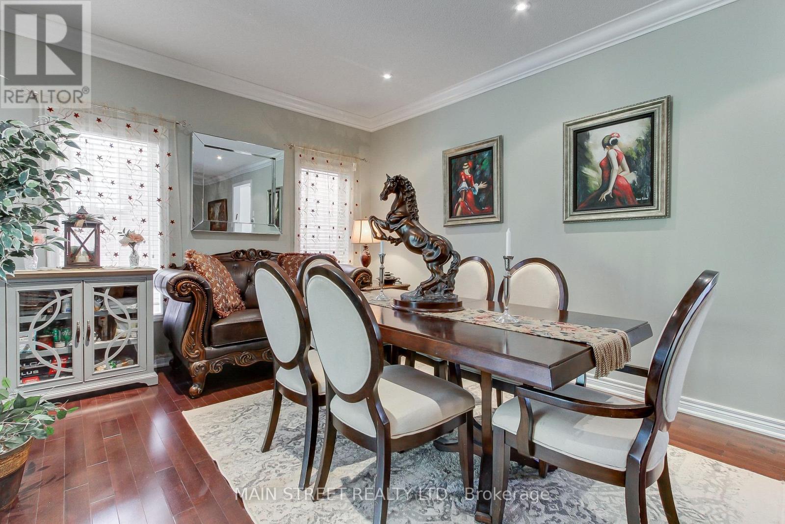6 Amstel Avenue, Richmond Hill, Ontario  L4E 0P9 - Photo 10 - N12187949
