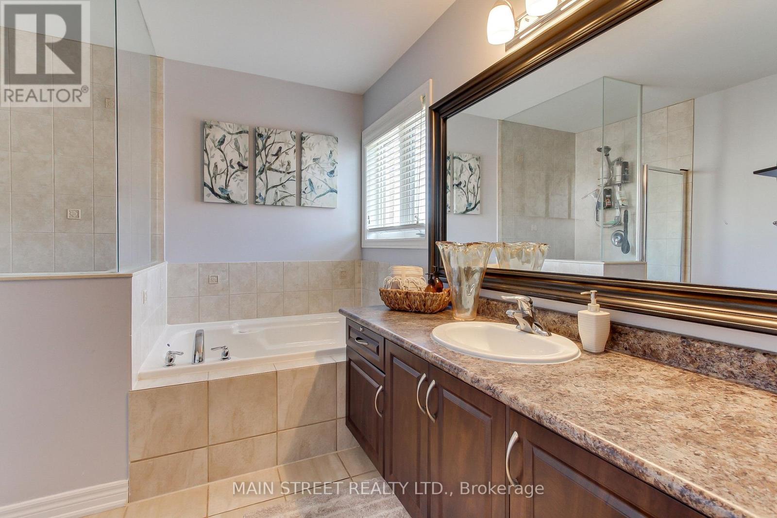6 Amstel Avenue, Richmond Hill, Ontario  L4E 0P9 - Photo 31 - N12187949