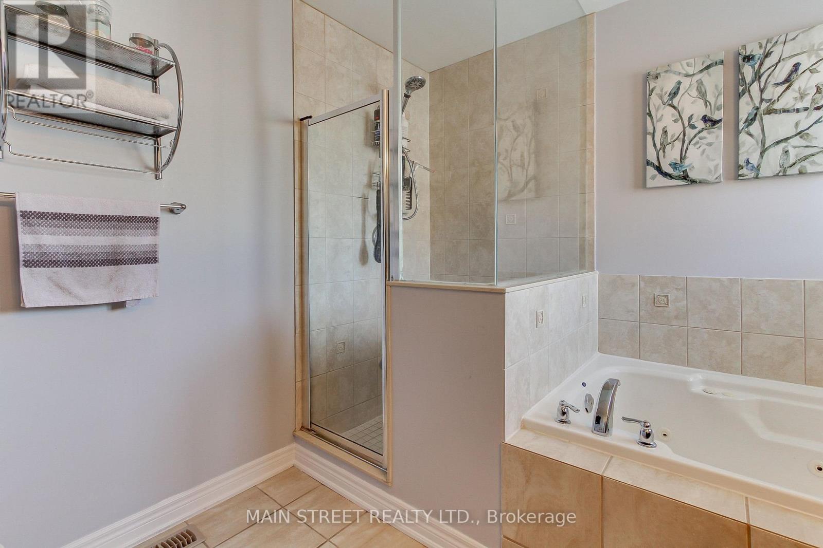 6 Amstel Avenue, Richmond Hill, Ontario  L4E 0P9 - Photo 32 - N12187949