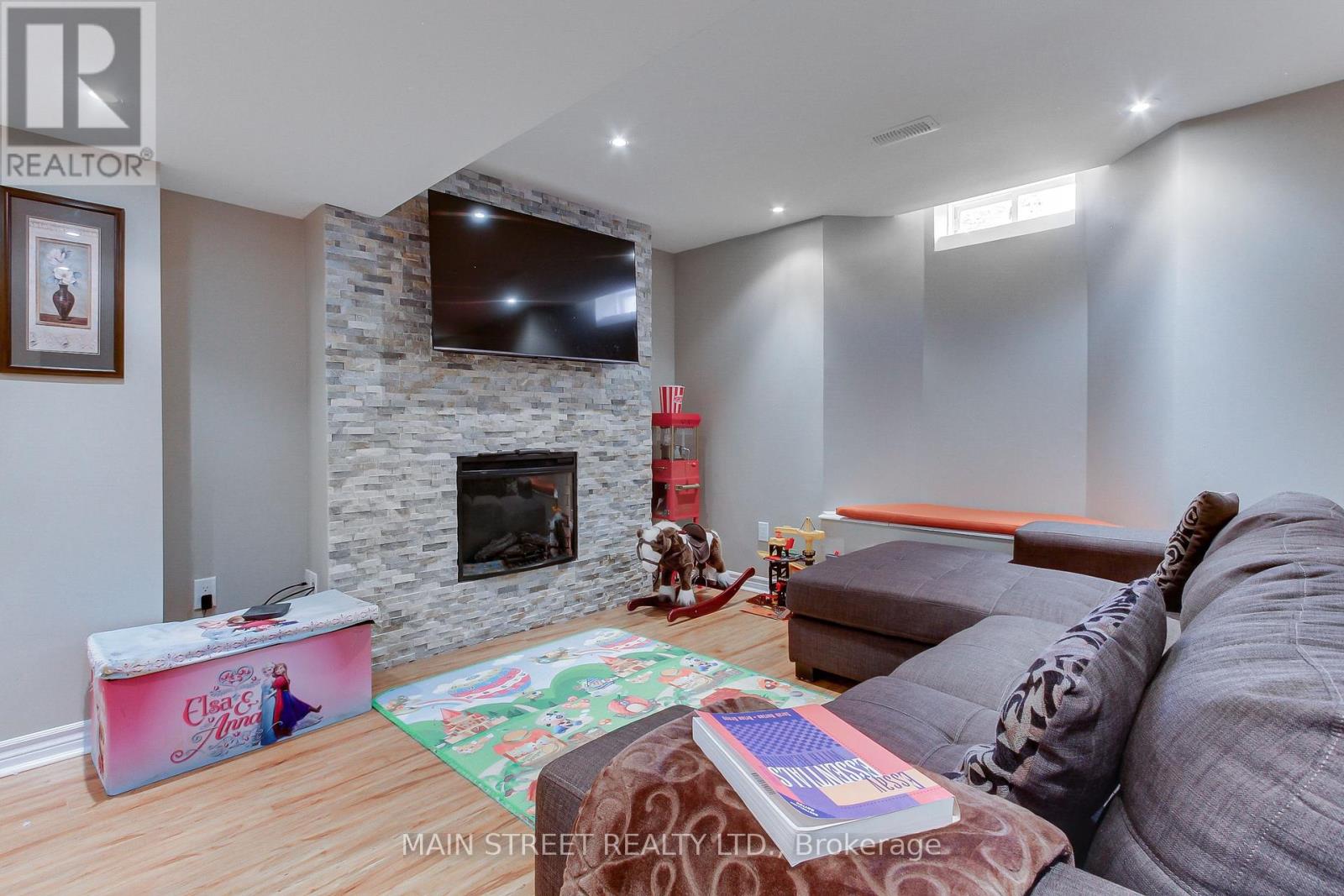 6 Amstel Avenue, Richmond Hill, Ontario  L4E 0P9 - Photo 43 - N12187949