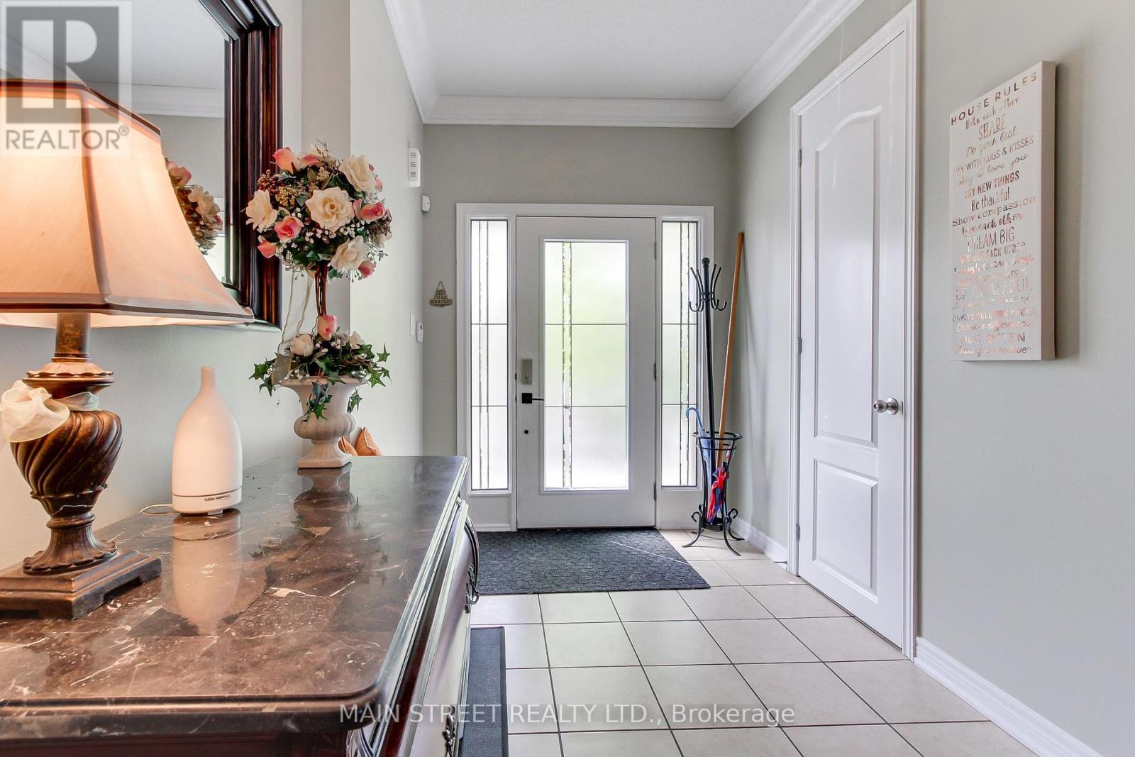 Property at 6 AMSTEL AVENUE image 5