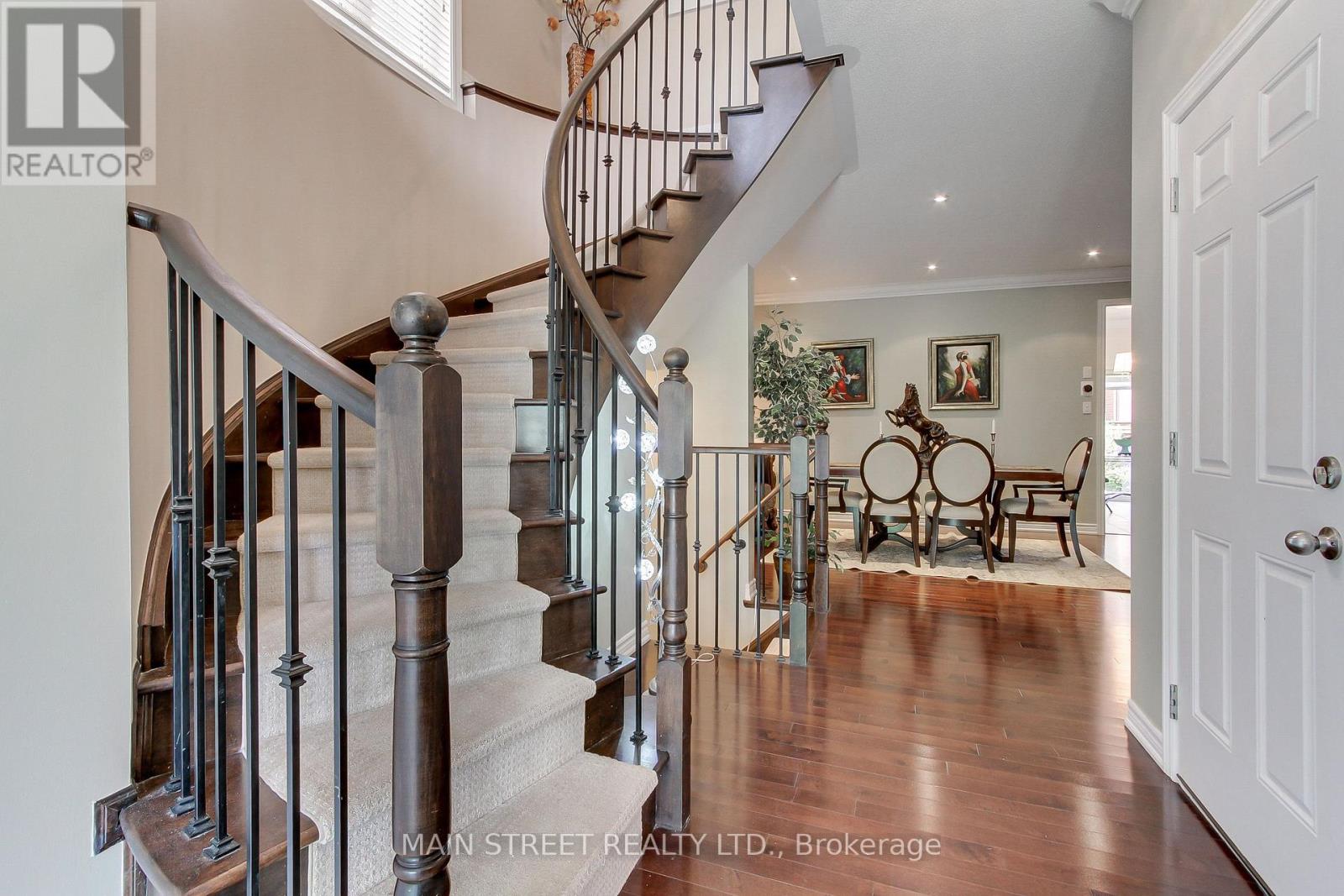 6 Amstel Avenue, Richmond Hill, Ontario  L4E 0P9 - Photo 8 - N12187949