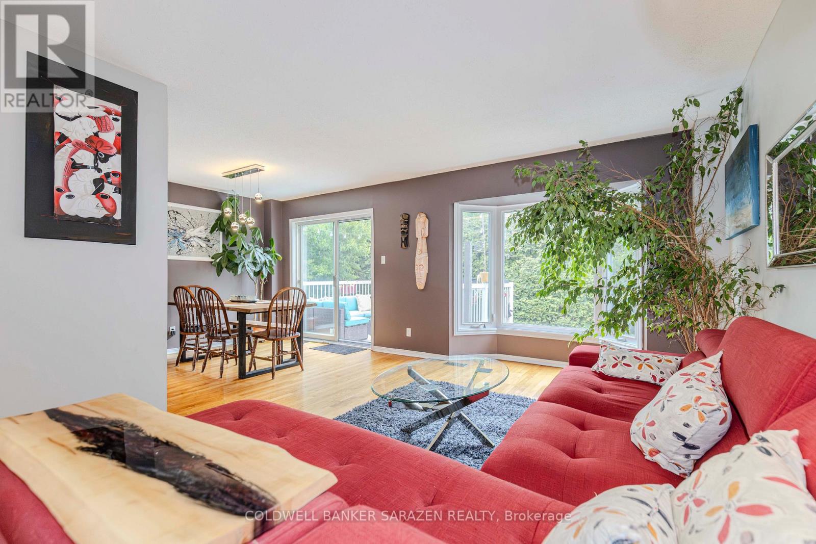 Property at 22 CRIMSON GATE image 3