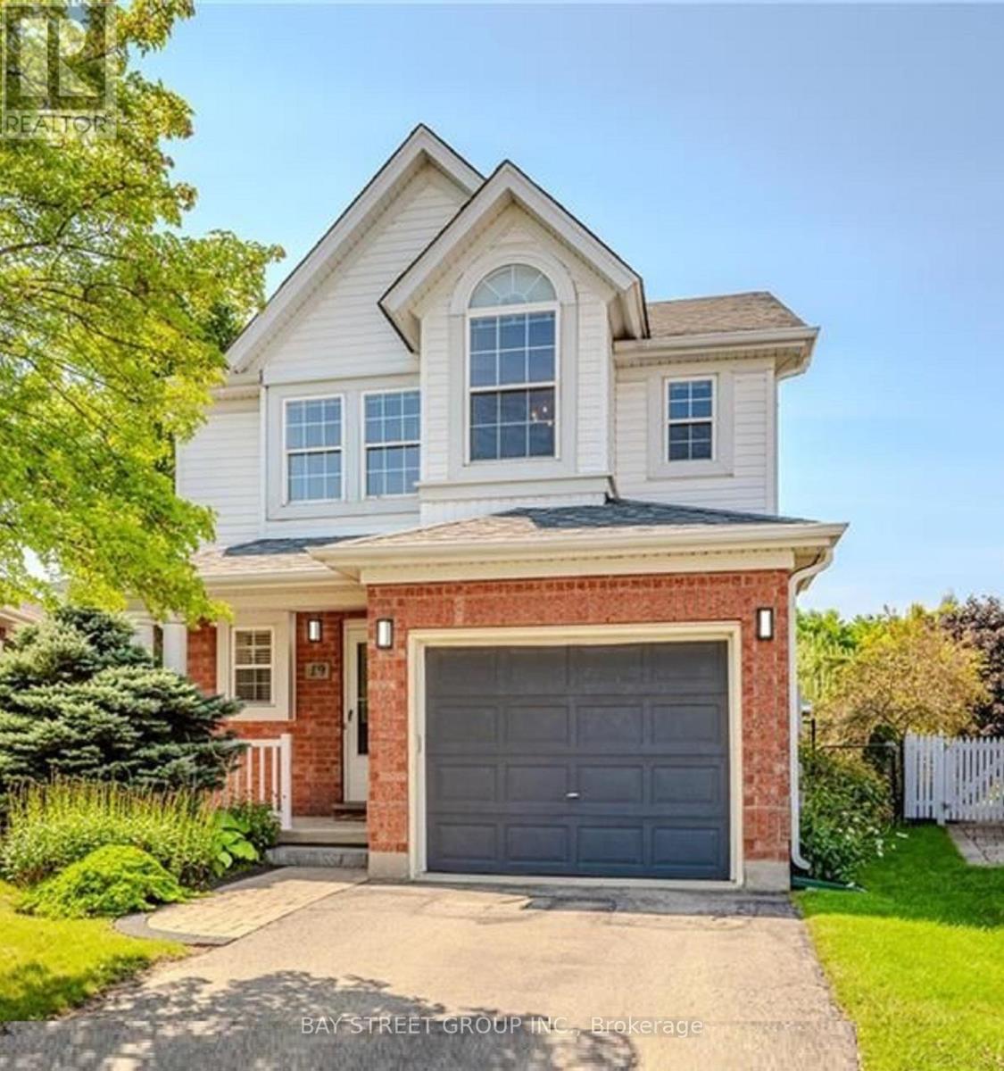 19 SILVERSMITH COURT, Guelph, Ontario