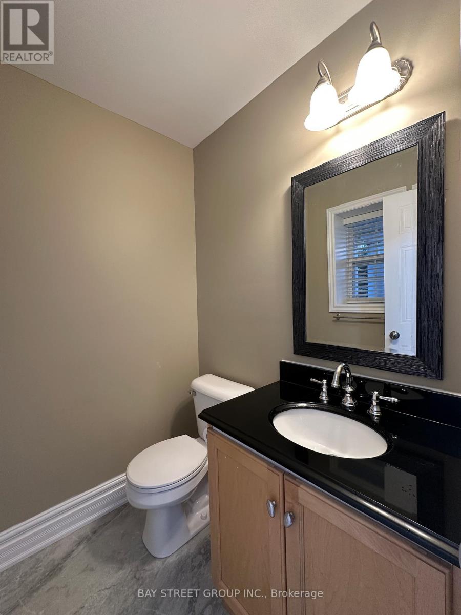 19 Silversmith Court, Guelph, Ontario  N1G 5C1 - Photo 3 - X12187973