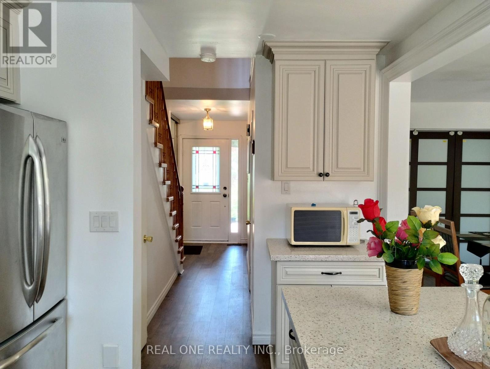 7 Mccool Court, Toronto, Ontario  M1V 2E3 - Photo 10 - E12187975