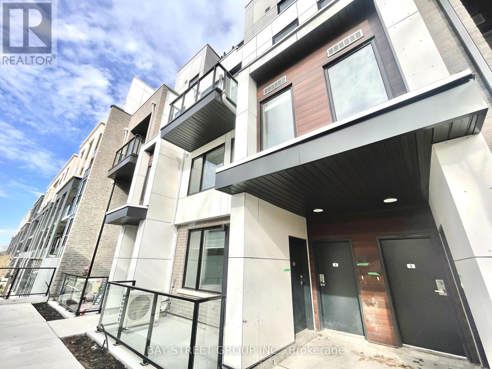 3 - 1475 O'CONNOR DRIVE, Toronto, Ontario