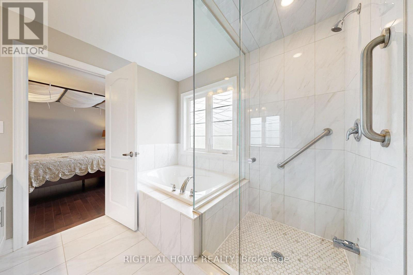 1058 Belcourt Street, Pickering, Ontario  L1X 0G2 - Photo 21 - E12187985