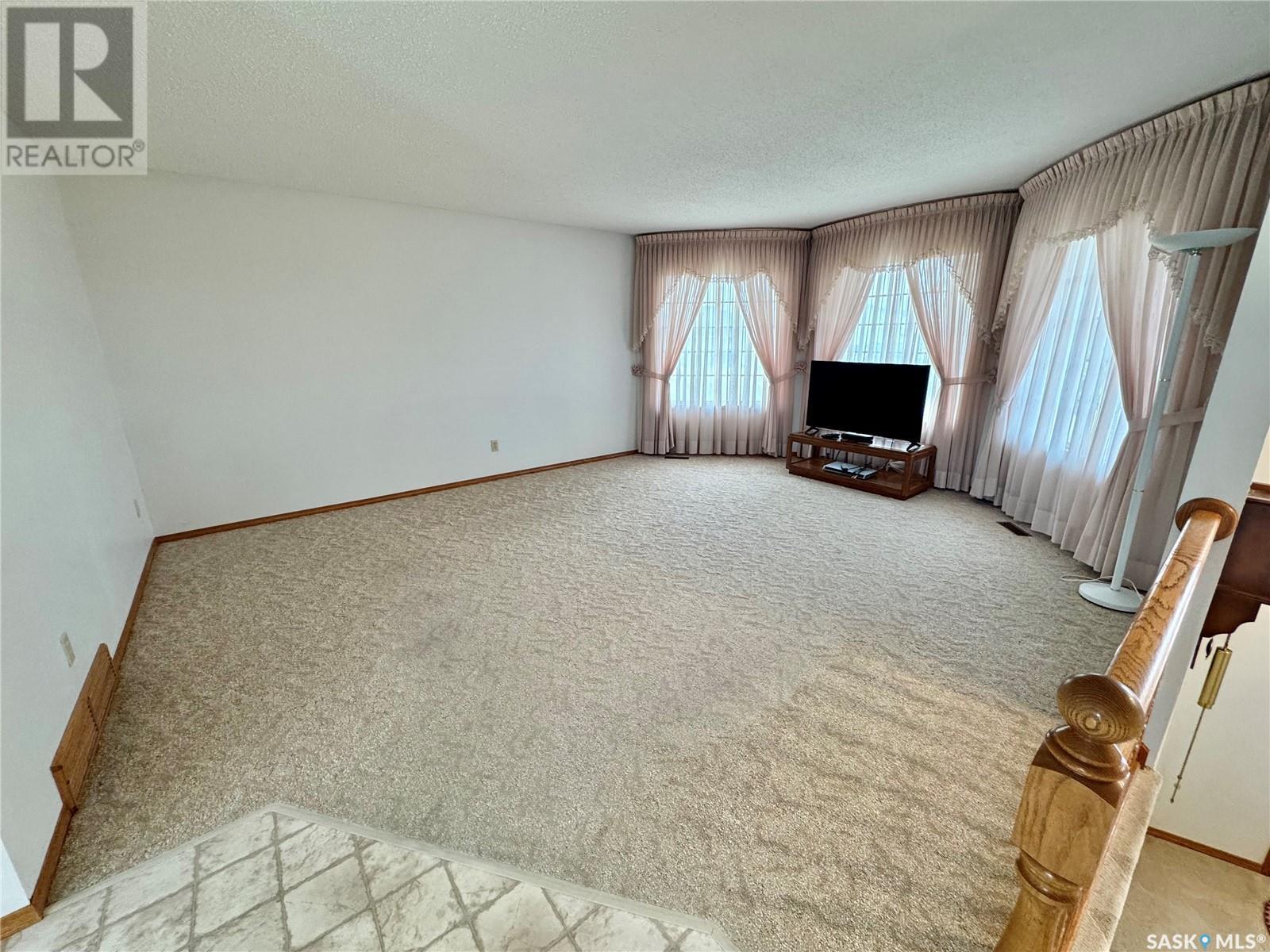 591 10th Avenue W, Melville, Saskatchewan  S0A 2P0 - Photo 11 - SK007871