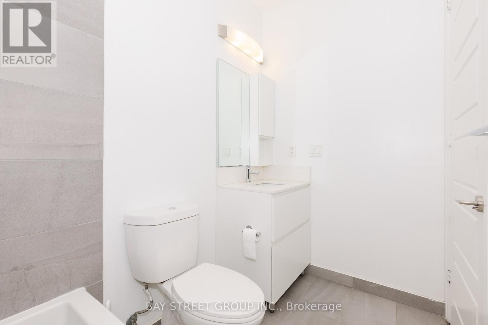 201 - 25 Water Walk Drive, Markham, Ontario  L6G 0G3 - Photo 20 - N12187987