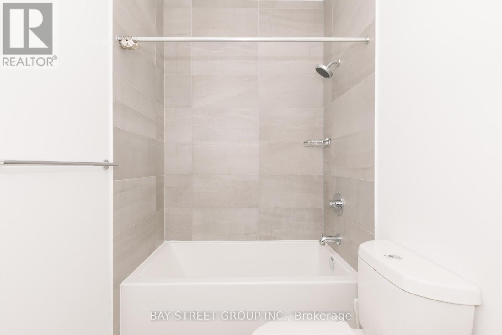 201 - 25 Water Walk Drive, Markham (Unionville), Ontario  L6G 0G3 - Photo 21 - N12187987