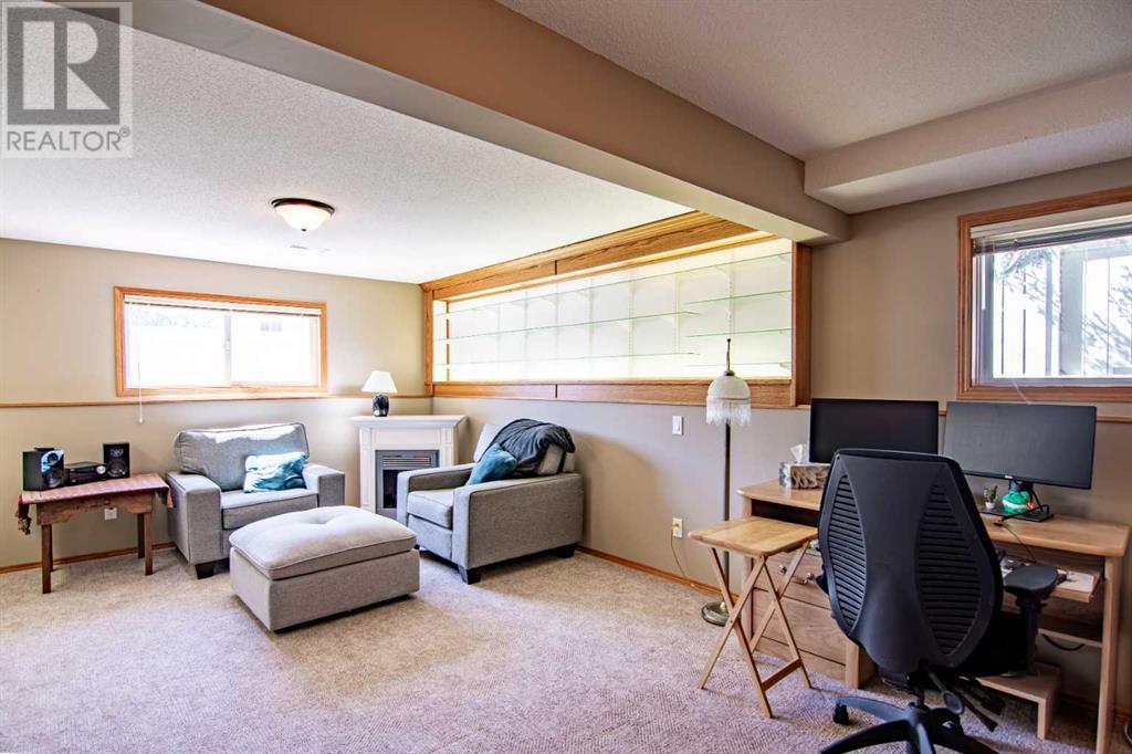 10 Densmore Crescent, Red Deer, Alberta  T4R 2L8 - Photo 32 - A2225850