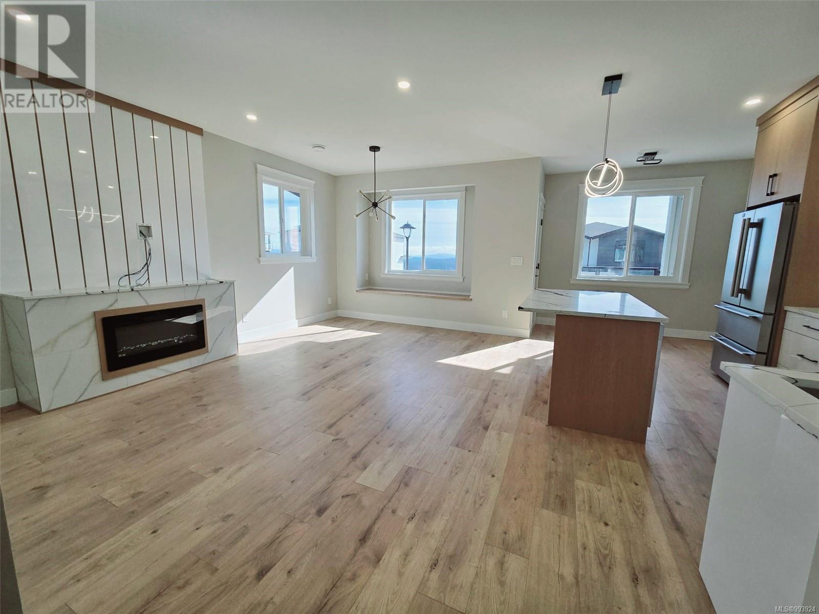 Property at 1387 Sandstone Lane image 4