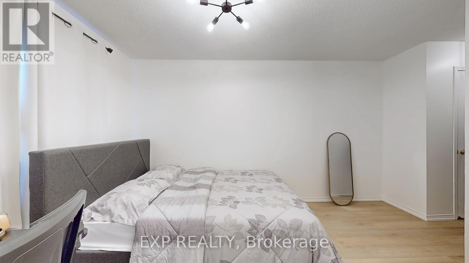 Upper - 1121 Foxglove Place, Mississauga (East Credit), Ontario  L5V 2N4 - Photo 13 - W12187980