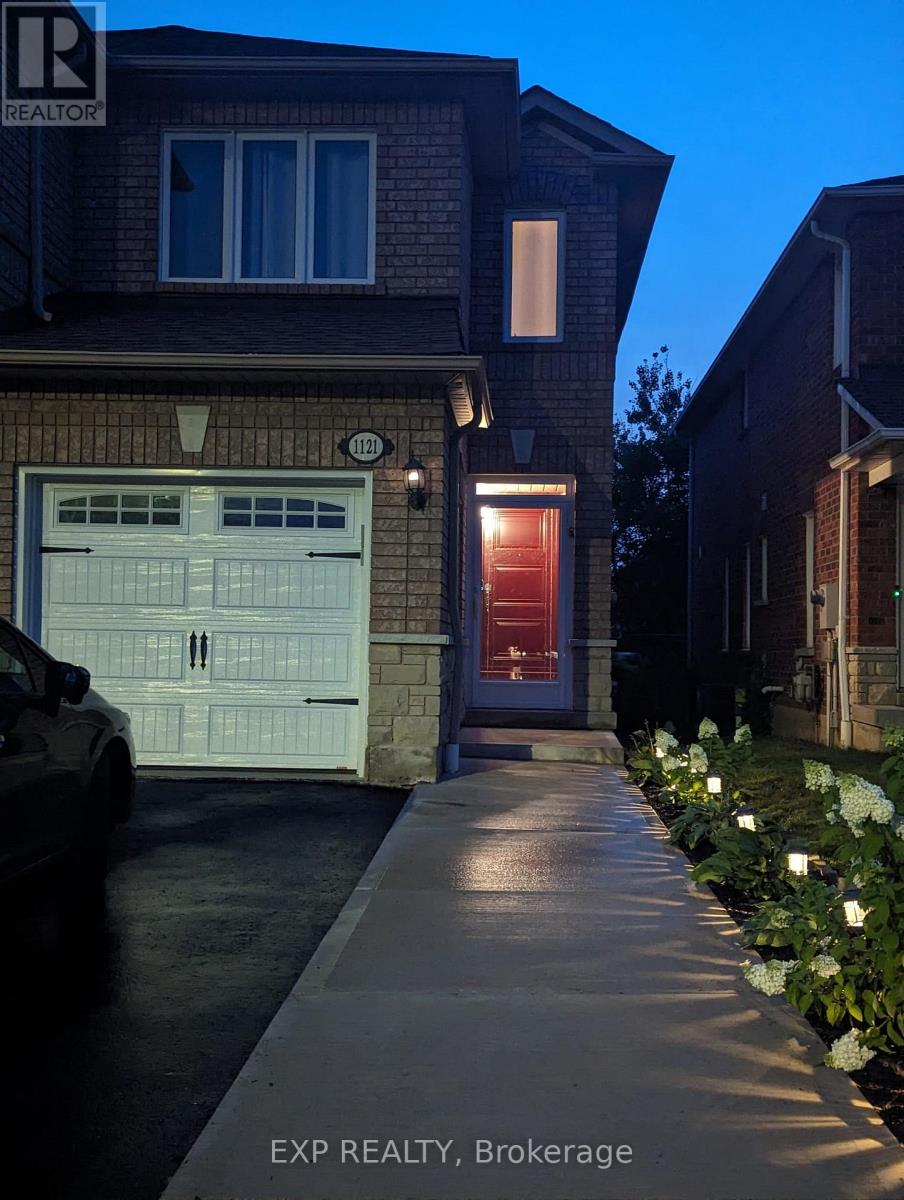 Upper - 1121 Foxglove Place, Mississauga (East Credit), Ontario  L5V 2N4 - Photo 18 - W12187980