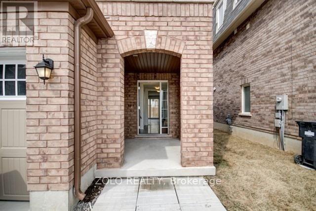 34 Stewardship Road, Brampton, Ontario  L7A 4E8 - Photo 3 - W12187982