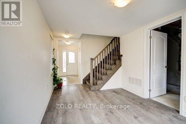 34 Stewardship Road, Brampton, Ontario  L7A 4E8 - Photo 5 - W12187982