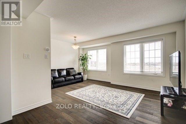 34 Stewardship Road, Brampton, Ontario  L7A 4E8 - Photo 6 - W12187982