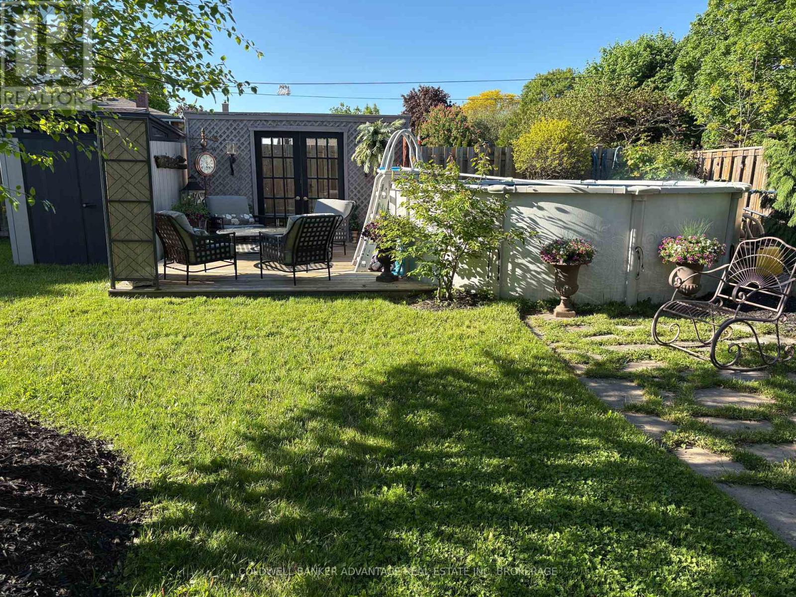 4504 Queensway Gardens N, Niagara Falls, Ontario  L2E 6P7 - Photo 27 - X12187996