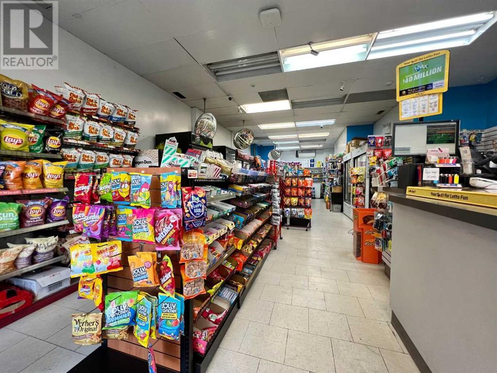 123 Grocery Avenue, Calgary, Alberta  T2T 0B2 - Photo 1 - A2225097