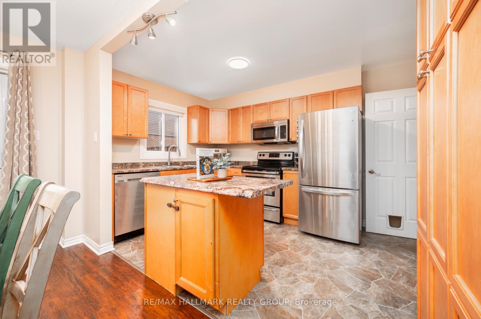1 - 3150 Fenmore Street, Ottawa, Ontario  K1T 1S5 - Photo 9 - X12187992