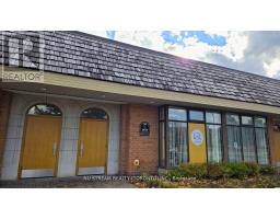 34 - 35 WEST PEARCE STREET, Richmond Hill, Ontario