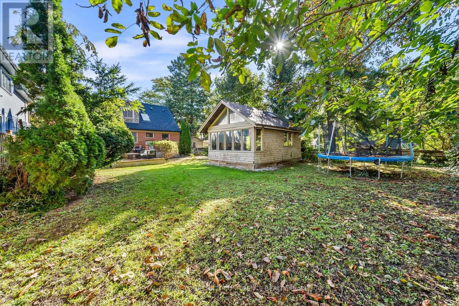 45 Glenborough Park Crescent, Toronto (Newtonbrook West), Ontario  M2R 2G4 - Photo 33 - C12188025
