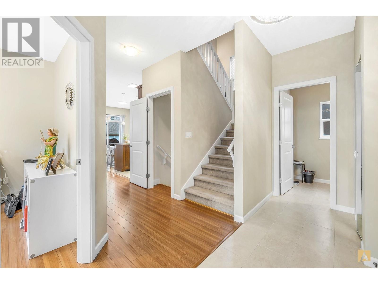10131 241a Street, Maple Ridge, British Columbia  V2W 0E6 - Photo 6 - R3009184