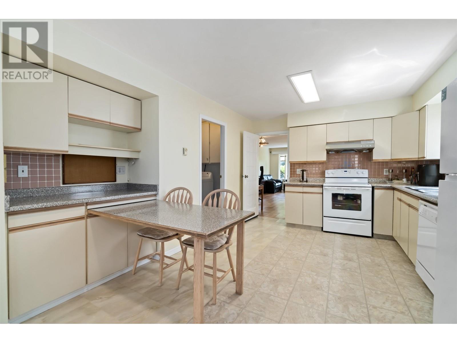 8489 French Street, Vancouver, British Columbia  V6P 4W3 - Photo 20 - R3007659