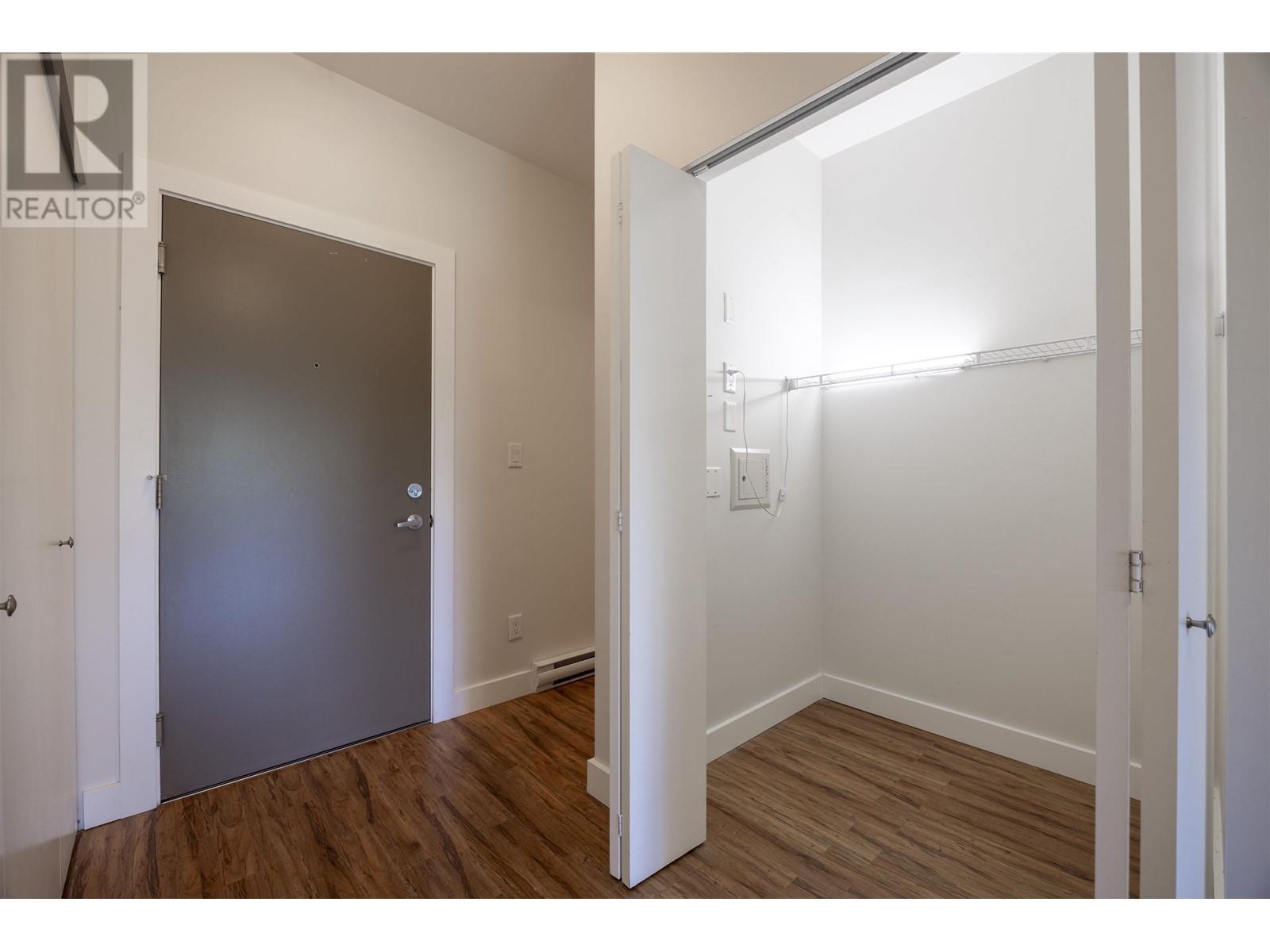 305 7655 Edmonds Street, Burnaby, British Columbia  V3N 1B6 - Photo 21 - R3005368