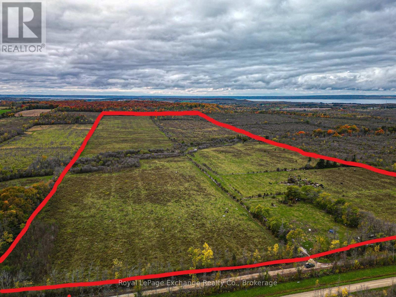 32 St Vincent Sydenham Townline, Meaford, Ontario  N0H 1B0 - Photo 2 - X12188082