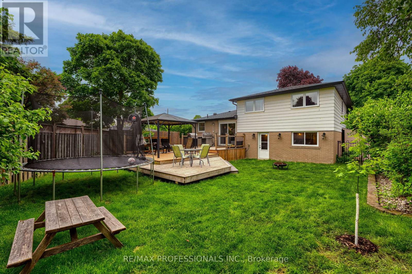 193 Delrex Boulevard, Halton Hills, Ontario  L7G 4E4 - Photo 46 - W12183530