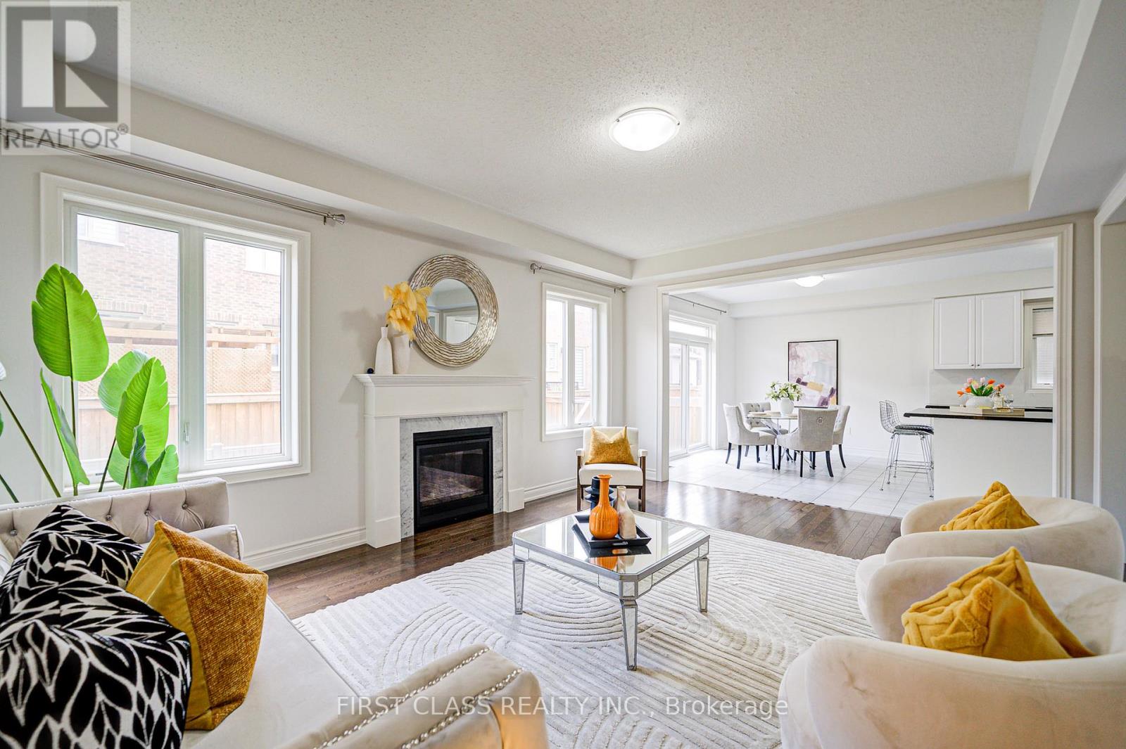 3103 Streamwood Passage, Oakville, Ontario  L6H 0S8 - Photo 7 - W12188026