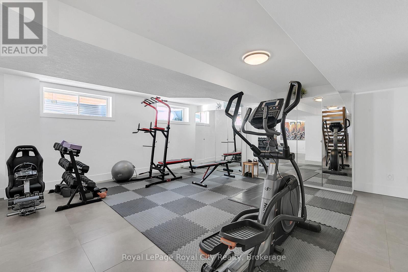 303 Gosling Gardens, Guelph, Ontario  N1L 0M1 - Photo 43 - X12183773